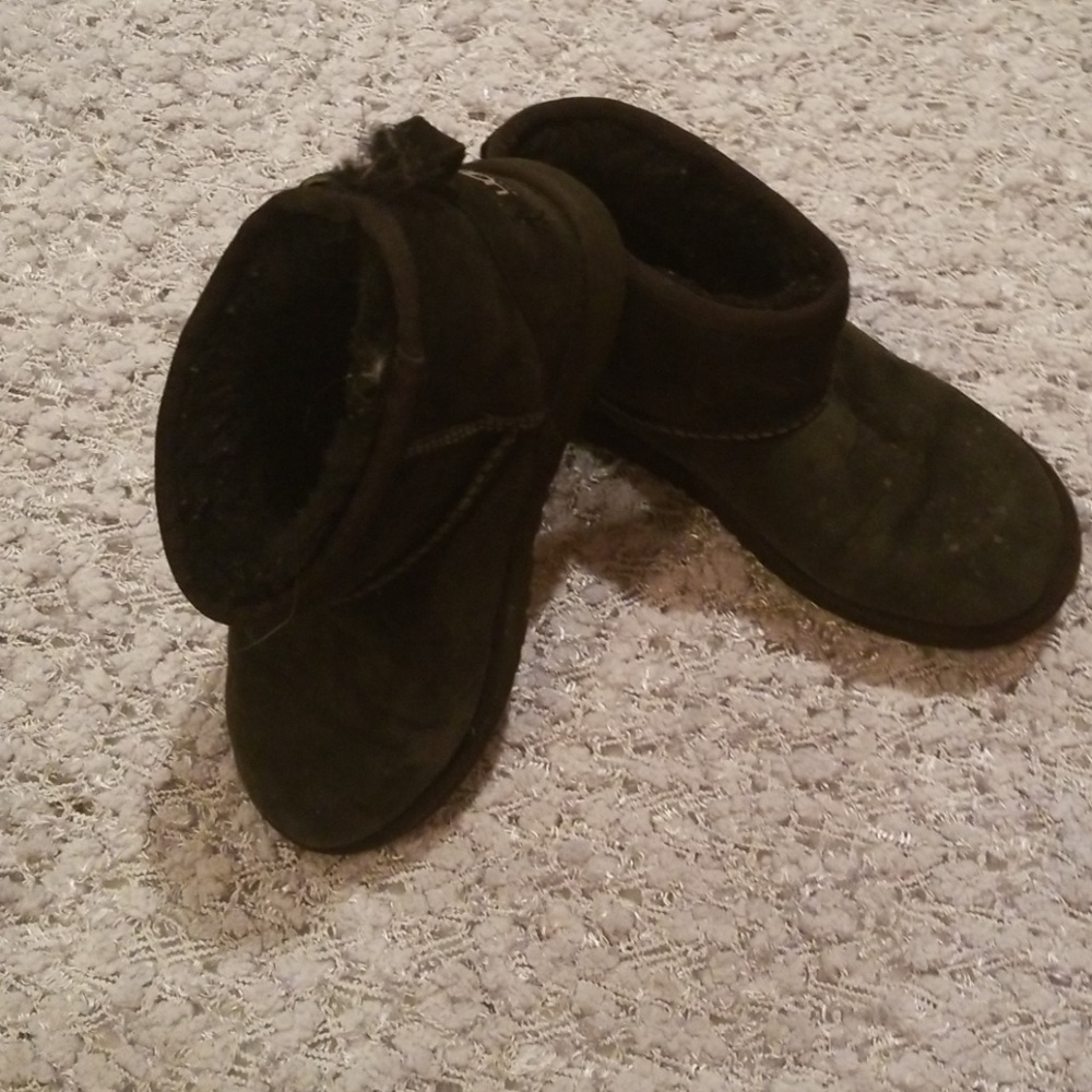 Ugh short boots
